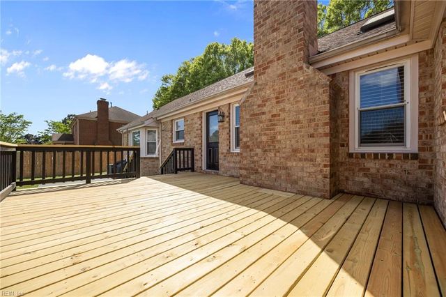 1108 Fallbrook Bend BND, Virginia Beach, VA 23455