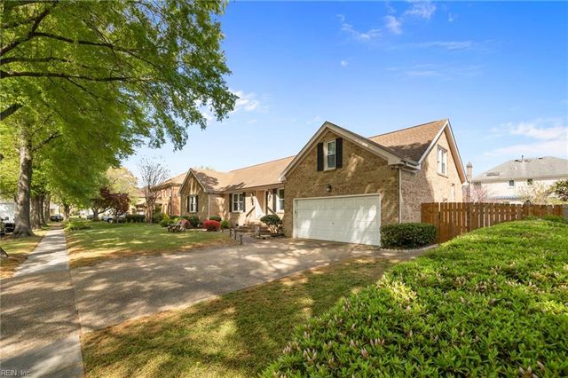 1108 Fallbrook Bend BND, Virginia Beach, VA 23455