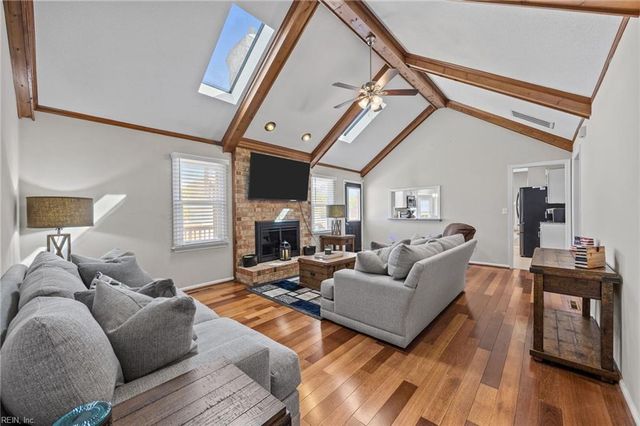 1108 Fallbrook Bend BND, Virginia Beach, VA 23455