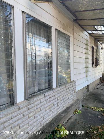 6421 S Washington Avenue, Lansing, MI 48911