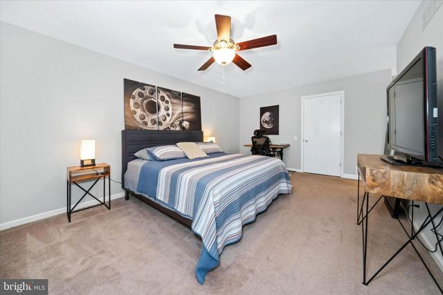 109 REGISTER DR, Newark, DE 19711
