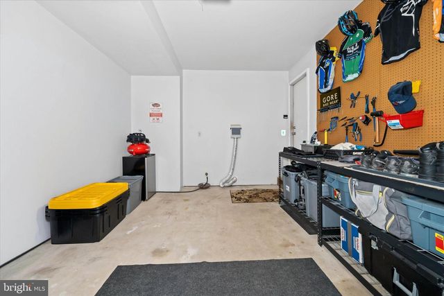 109 REGISTER DR, Newark, DE 19711