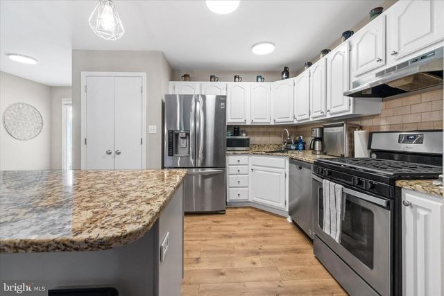 109 REGISTER DR, Newark, DE 19711