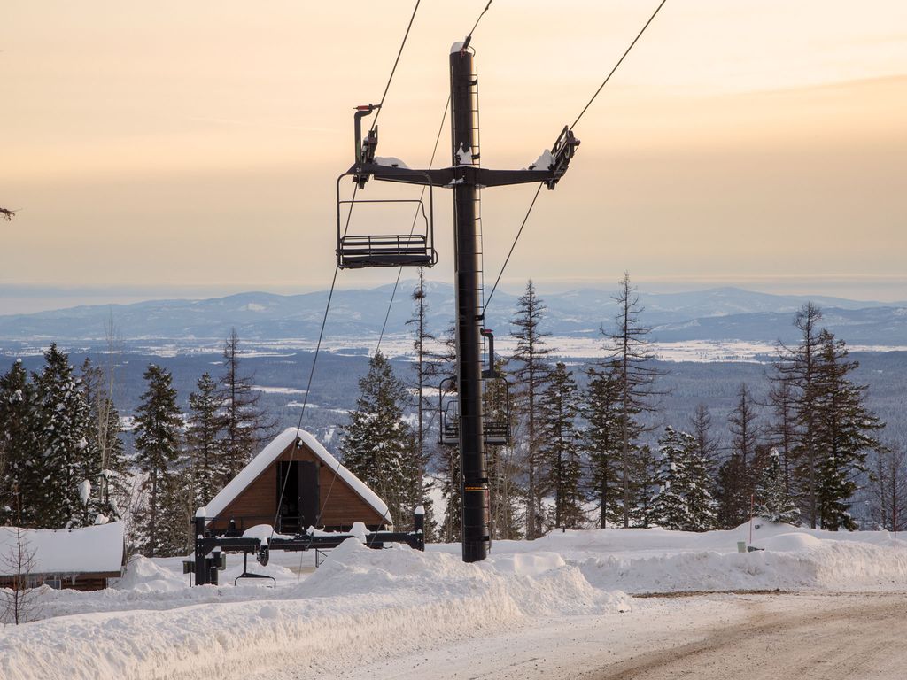 1013 Whispering Pines Lane, Whitefish, MT 59937 photo 3