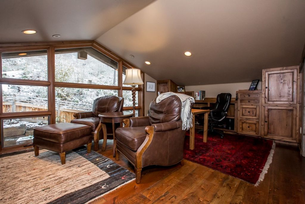 1013 Whispering Pines Lane, Whitefish, MT 59937 photo 31