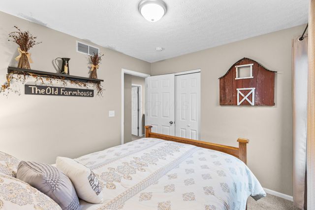 130 Welshmore Drive, Galloway, OH 43119