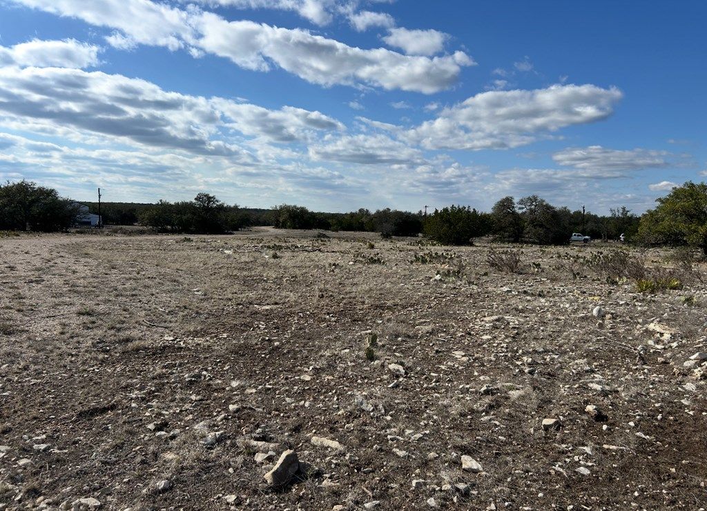 Image 11 of property listing at 1512 Persimmon Rd # 35, Eldorado, TX 76936