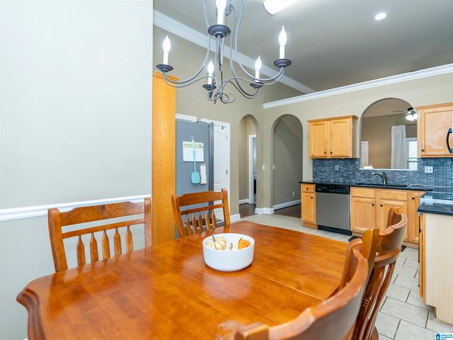 633 BARKLEY CIRCLE, Alabaster, AL 35007
