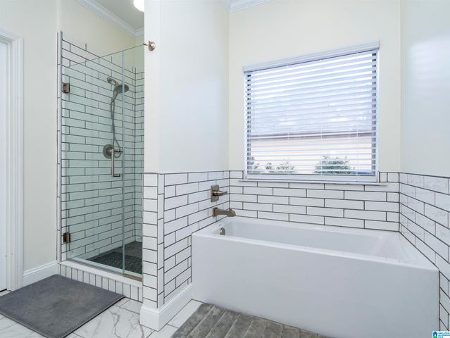 633 BARKLEY CIRCLE, Alabaster, AL 35007