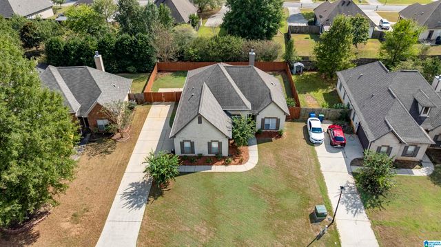 633 BARKLEY CIRCLE, Alabaster, AL 35007