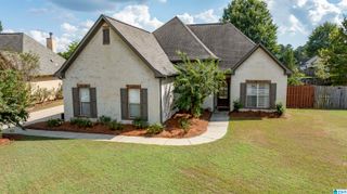 633 BARKLEY CIRCLE, Alabaster, AL 35007