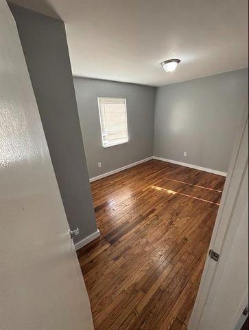 561 Formwalt SW Street 8, Atlanta, GA 30312