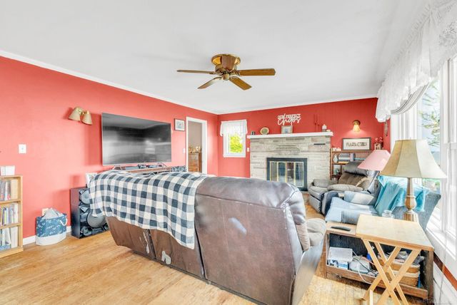 8941 & 8943 Lakeshore Road, Worth Twp, MI 48450