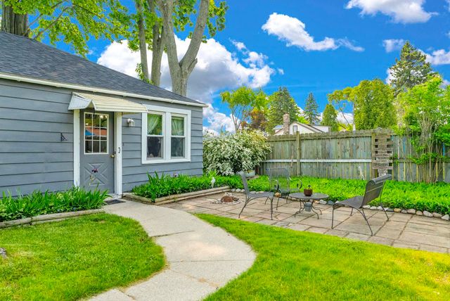 8941 & 8943 Lakeshore Road, Worth Twp, MI 48450