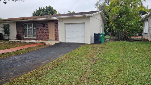 12320 SW 105th St, Miami, FL 33186