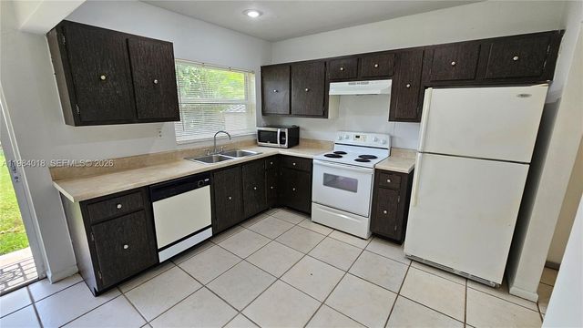 12320 SW 105th St, Miami, FL 33186