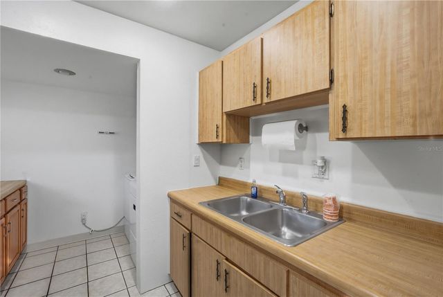 24862 US HIGHWAY 19 N 204, Clearwater, FL 33763