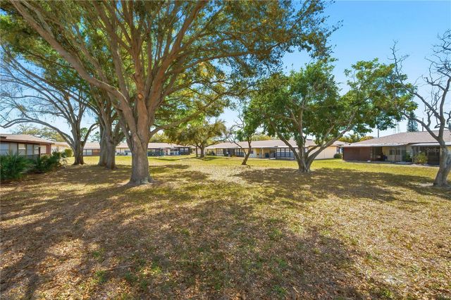 24862 US HIGHWAY 19 N 204, Clearwater, FL 33763