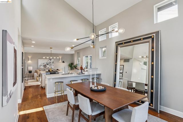 7084 Westmoorland Dr, Berkeley, CA 94705