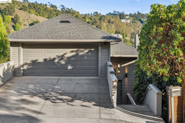 7084 Westmoorland Dr, Berkeley, CA 94705