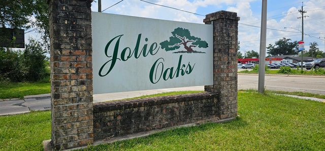177 Jolie Oaks Blvd, Thibodaux, LA 70301