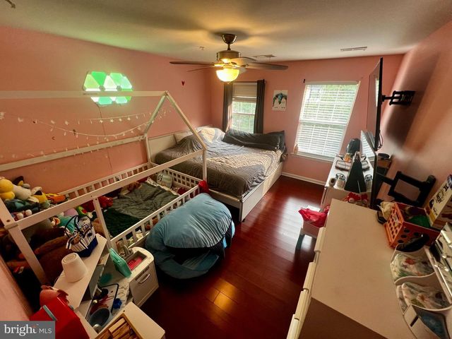 6810 ASHLEYS CROSSING CT, Temple Hills, MD 20748