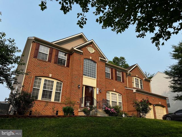 6810 ASHLEYS CROSSING CT, Temple Hills, MD 20748