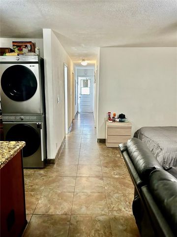 2918 Funston Street 29B, Hollywood, FL 33020