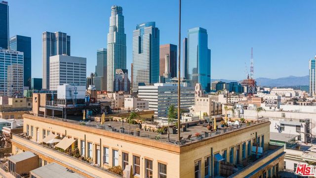 215 W 7th Street 602, Los Angeles, CA 90014