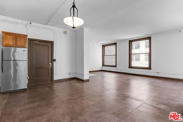 215 W 7th Street 602, Los Angeles, CA 90014