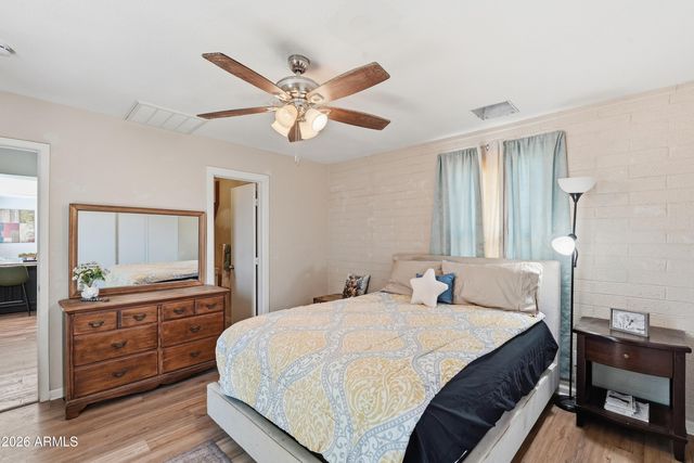 5002 W CITRUS Way, Glendale, AZ 85301