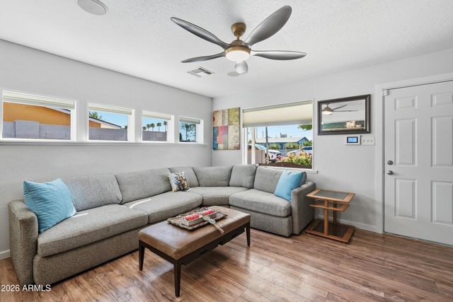 5002 W CITRUS Way, Glendale, AZ 85301