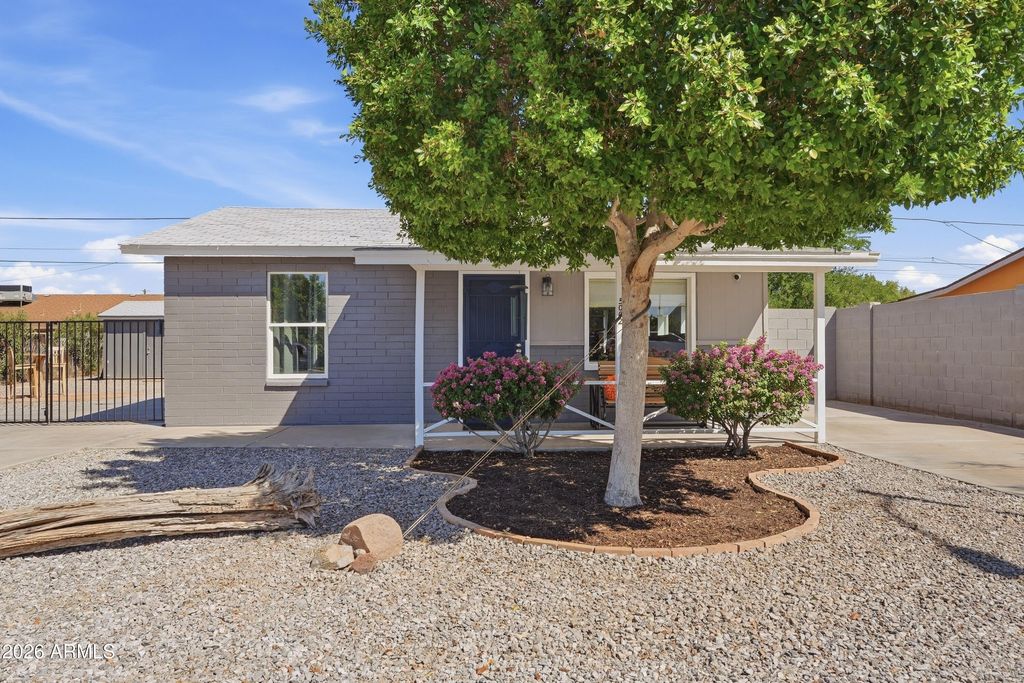 5002 W CITRUS Way, Glendale, AZ 85301 — photo 2