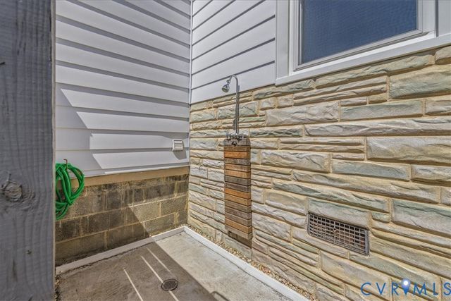 7220 Turner Rd, Henrico, VA 23231