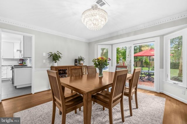 9403 FERRY LANDING CT, Alexandria, VA 22309