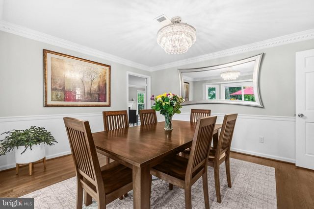 9403 FERRY LANDING CT, Alexandria, VA 22309