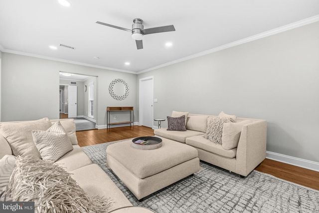9403 FERRY LANDING CT, Alexandria, VA 22309