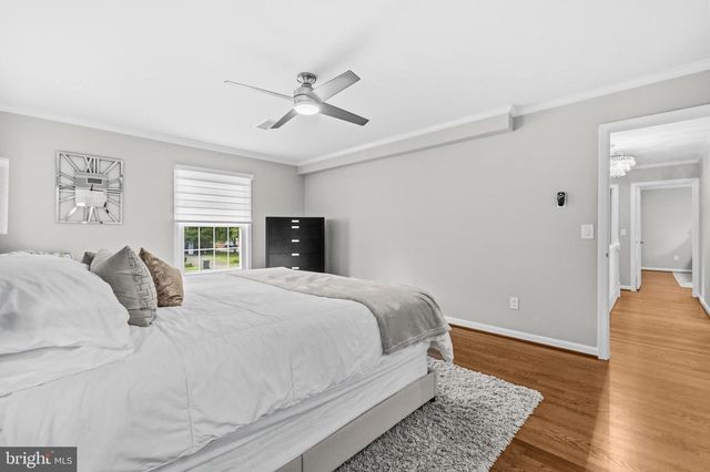 9403 FERRY LANDING CT, Alexandria, VA 22309