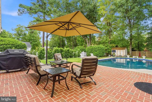 9403 FERRY LANDING CT, Alexandria, VA 22309