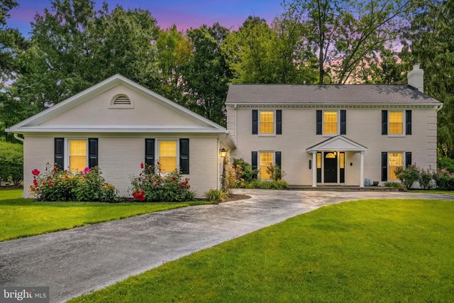 9403 FERRY LANDING CT, Alexandria, VA 22309