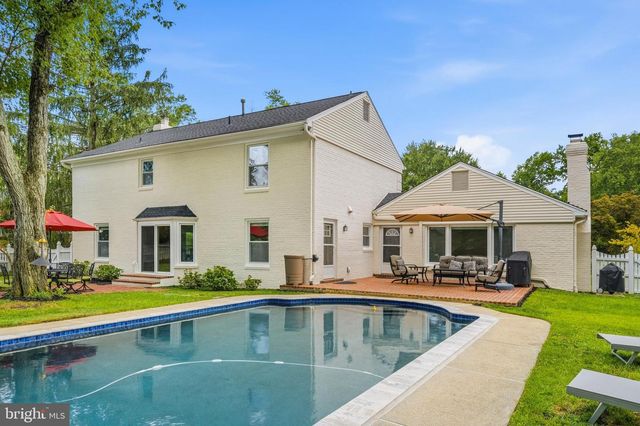 9403 FERRY LANDING CT, Alexandria, VA 22309