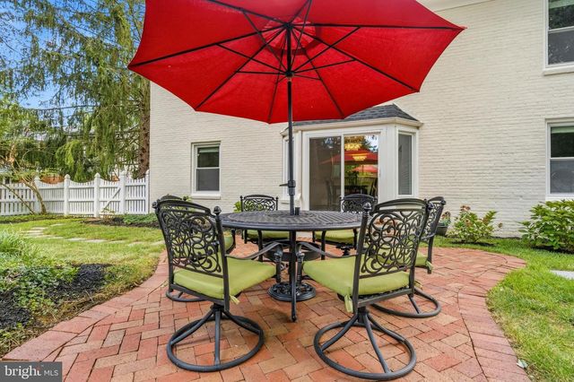 9403 FERRY LANDING CT, Alexandria, VA 22309