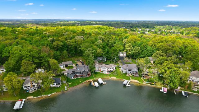 8759 Brower Lake Drive NE, Rockford, MI 49341