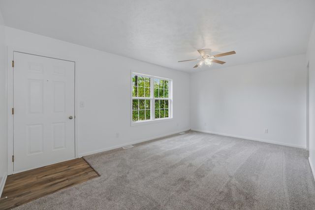 8759 Brower Lake Drive NE, Rockford, MI 49341