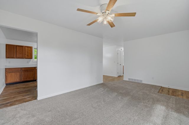 8759 Brower Lake Drive NE, Rockford, MI 49341