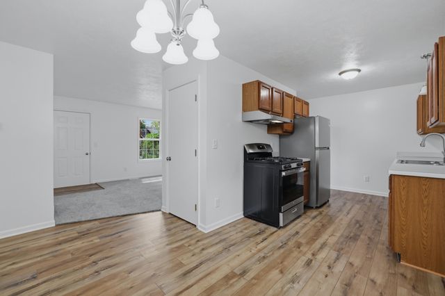 8759 Brower Lake Drive NE, Rockford, MI 49341