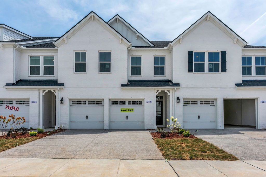 654 Club View Way, Mount Juliet, TN 37122