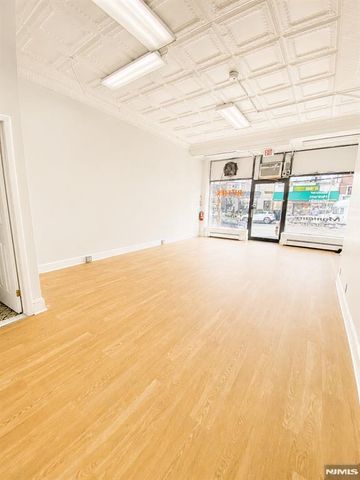 6515 Park Avenue, West New York, NJ 07093