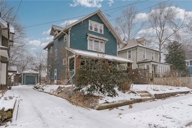 100 Corson Avenue, Akron, OH 44302