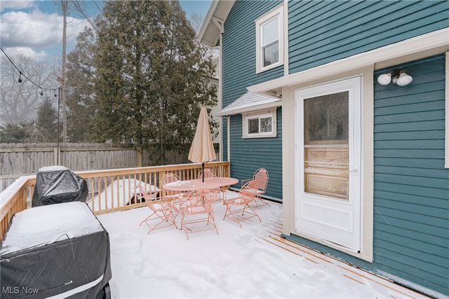 100 Corson Avenue, Akron, OH 44302